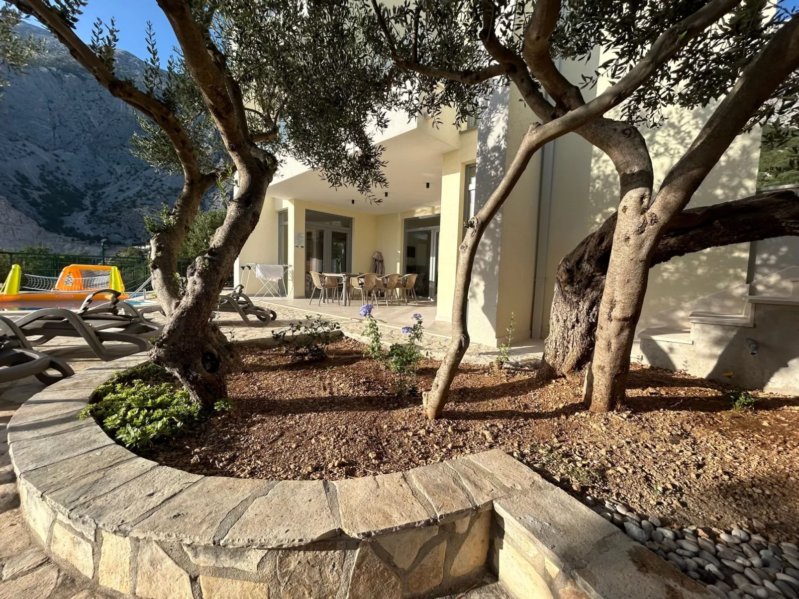 Villa Olivia mit Pool - Spielplatz - Meerblick-Outside