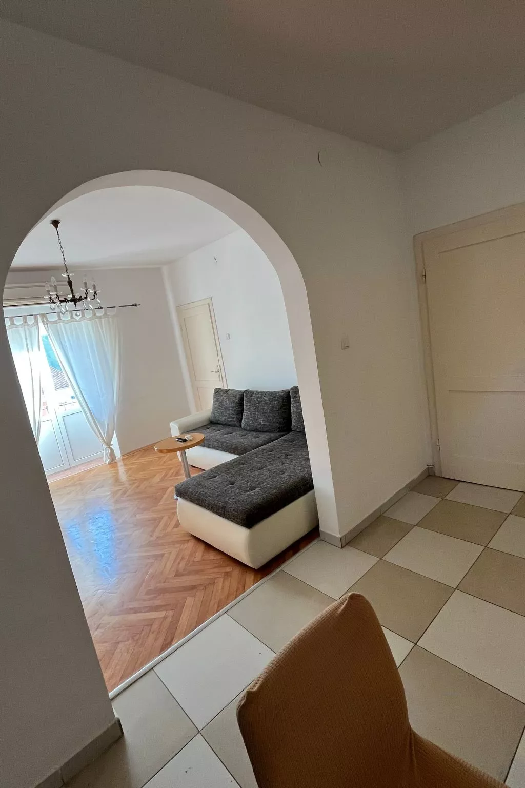 Für sechs Personen-Drinnen