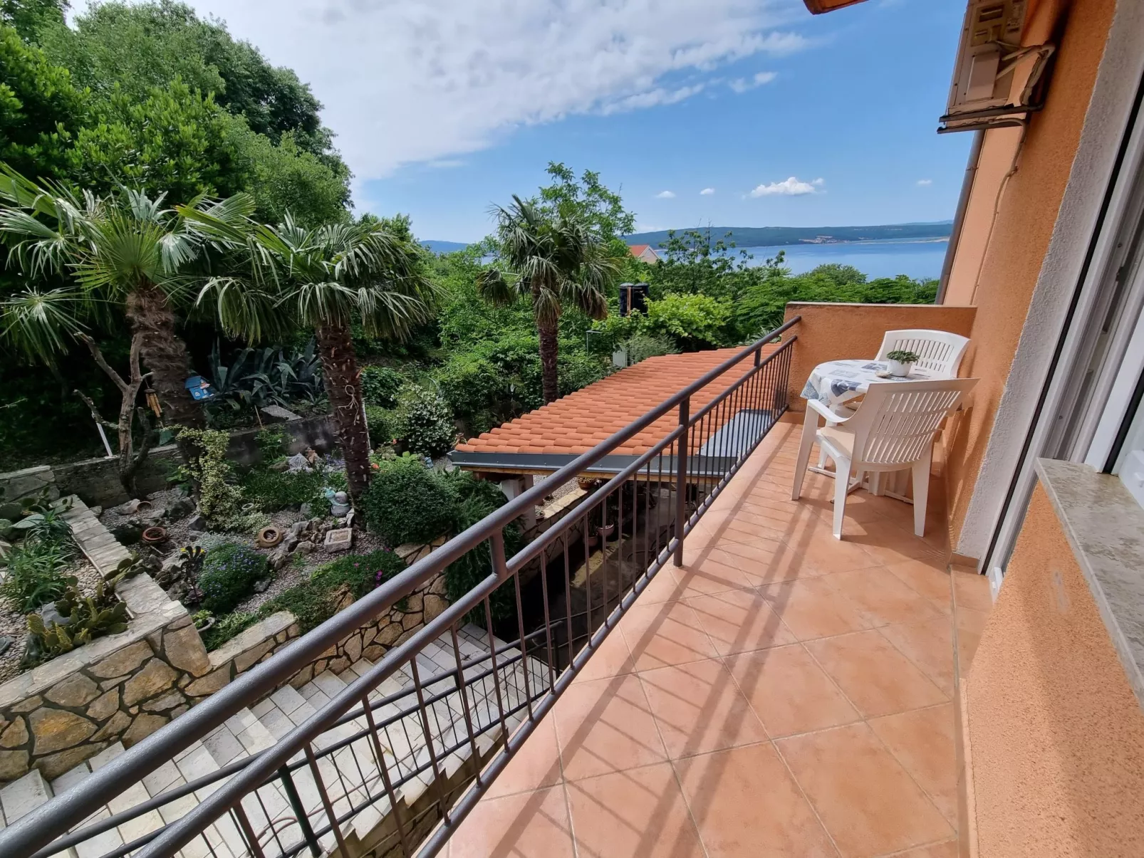 Wohnung für 3 Personen, mit Balkon und Meerblick-Draußen