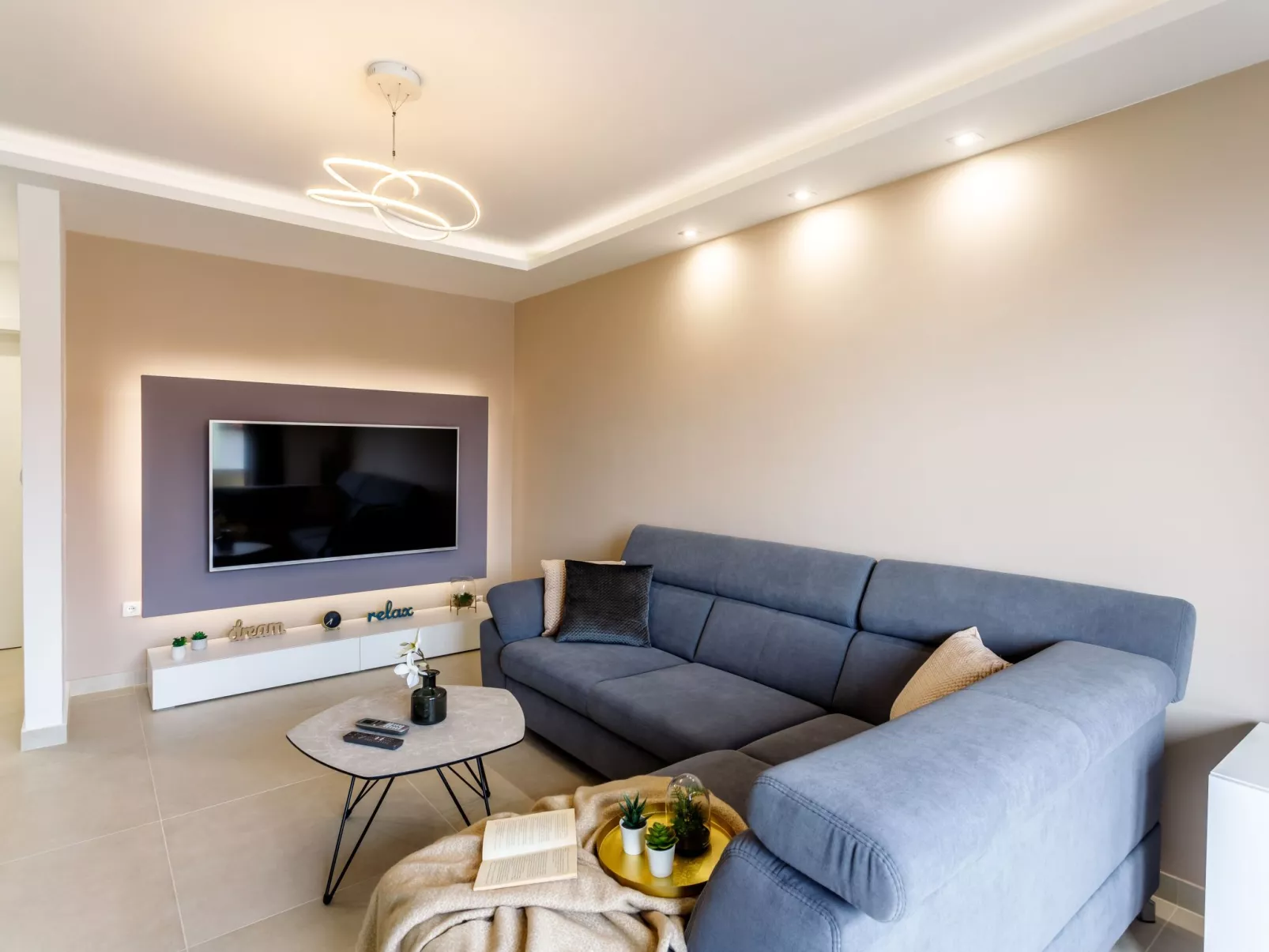 "Villa Tango2" mit Blick auf das Wasser-Drinnen