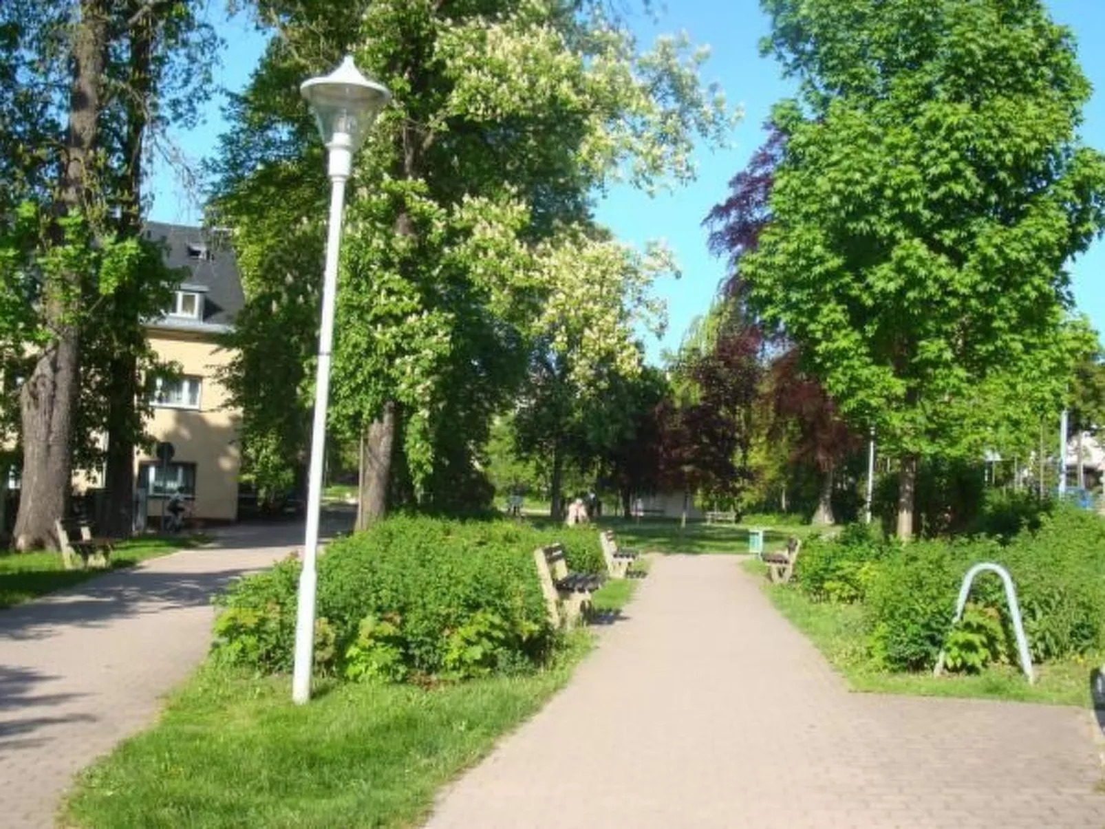 TOP-CityApartment-Outside