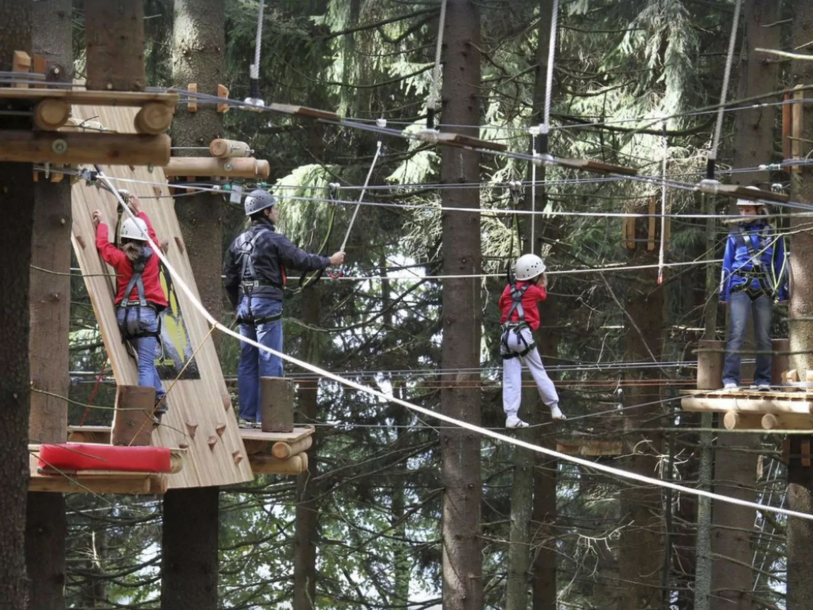 Appartement in Sankt Englmar mit Großem Balkon-Draußen