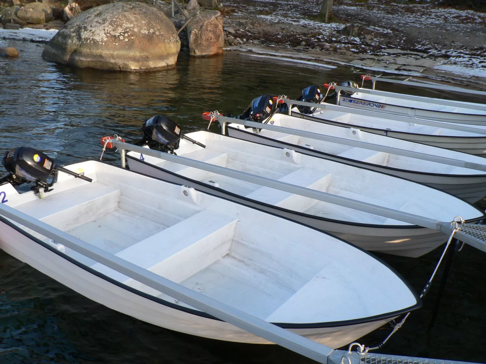 Holzhaus mit überdachter Terrasse-Outside