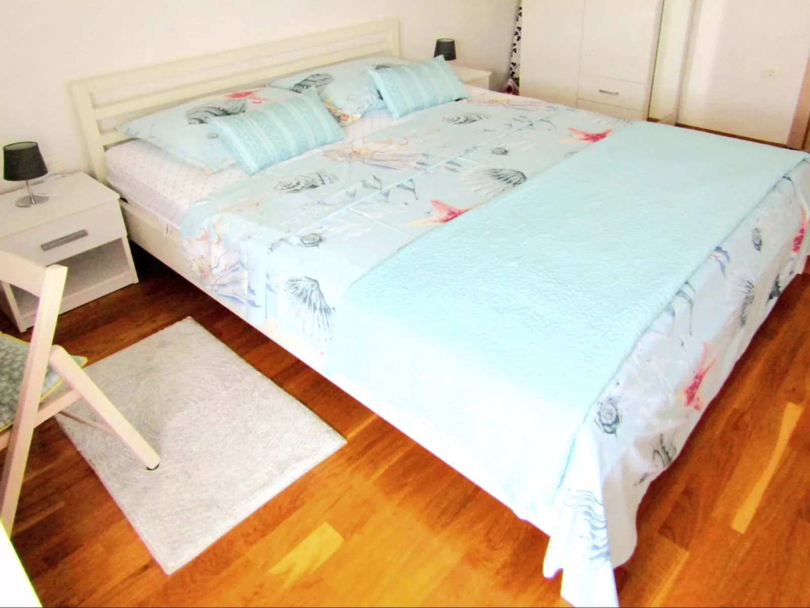 "Split Area Apartment"-Drinnen