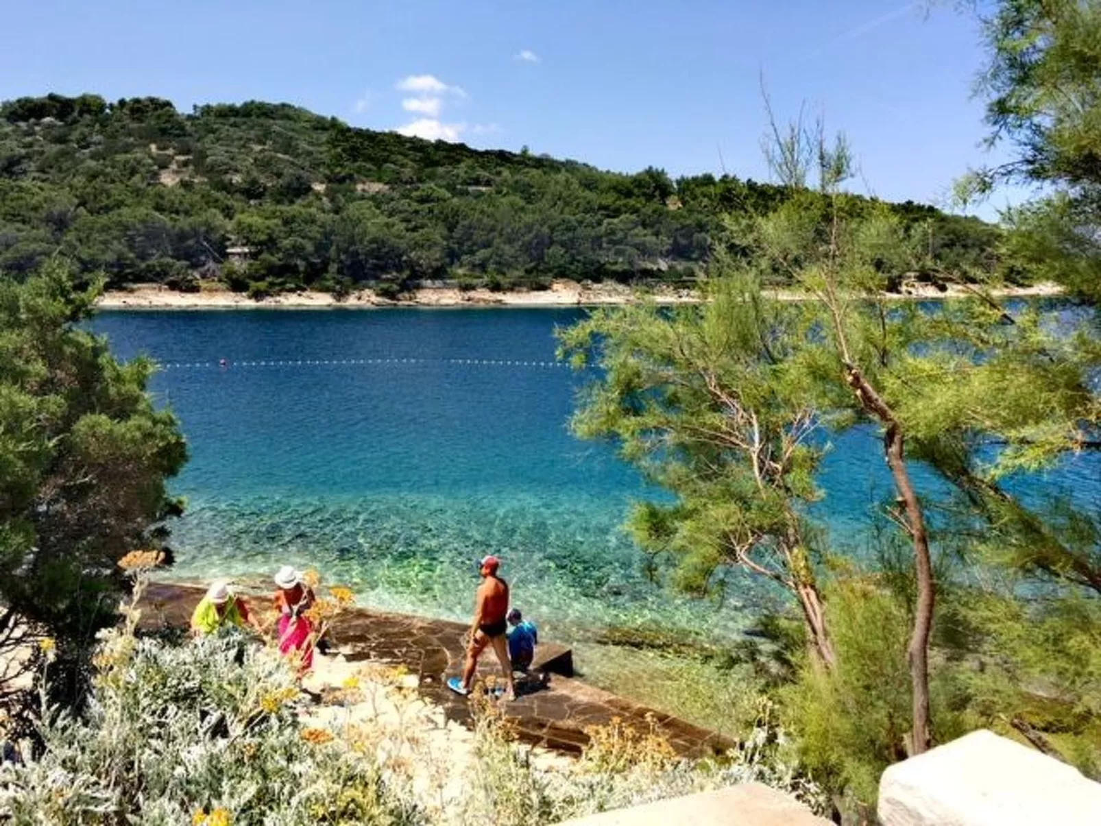 Hütte "Moj mir" mit Blick auf das Wasser-Dehors