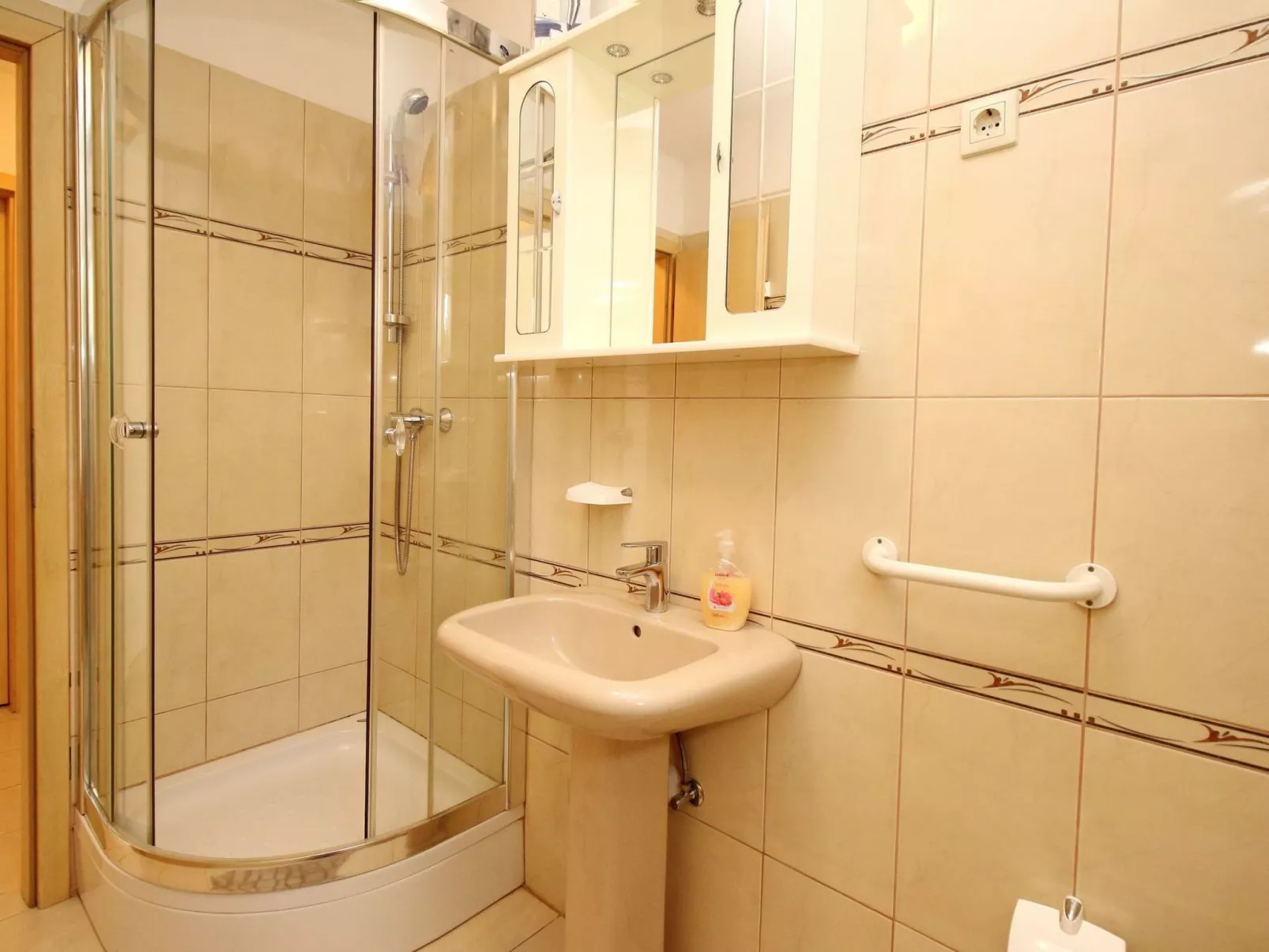 Apartment Radosna-Dedans