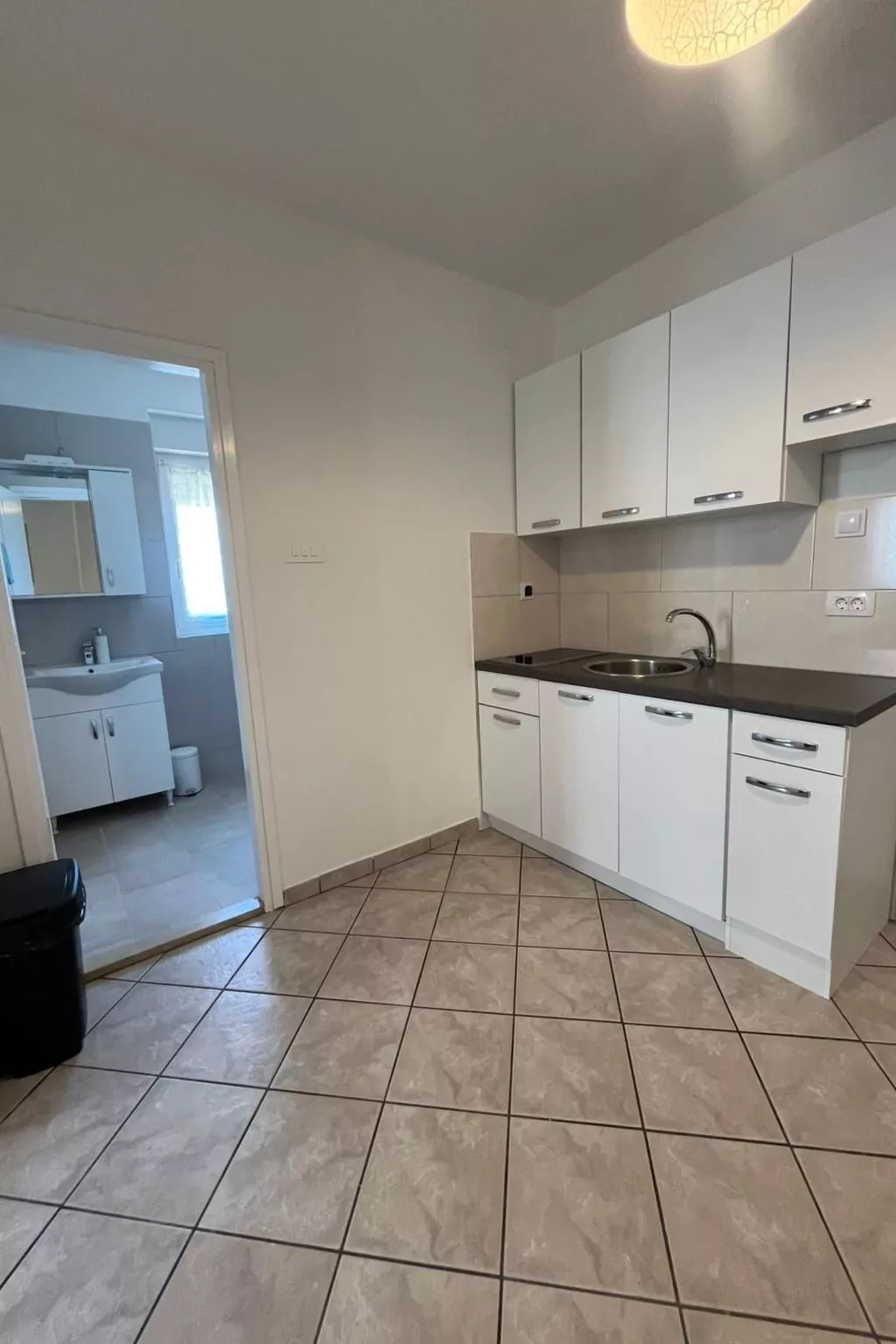 Meri 5 Villa-Drinnen