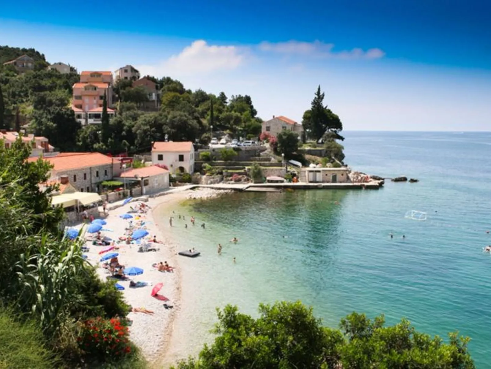 Mélanie im Erdgeschoss einer Villa in Strandnähe-Outside