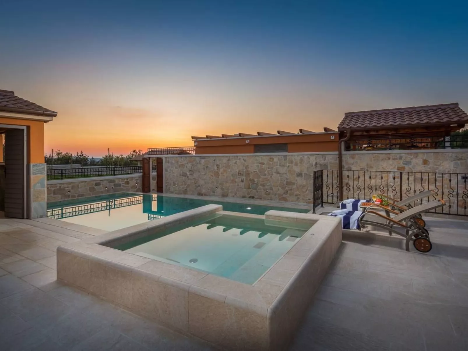 Villa Josipovi Dvori-Dehors