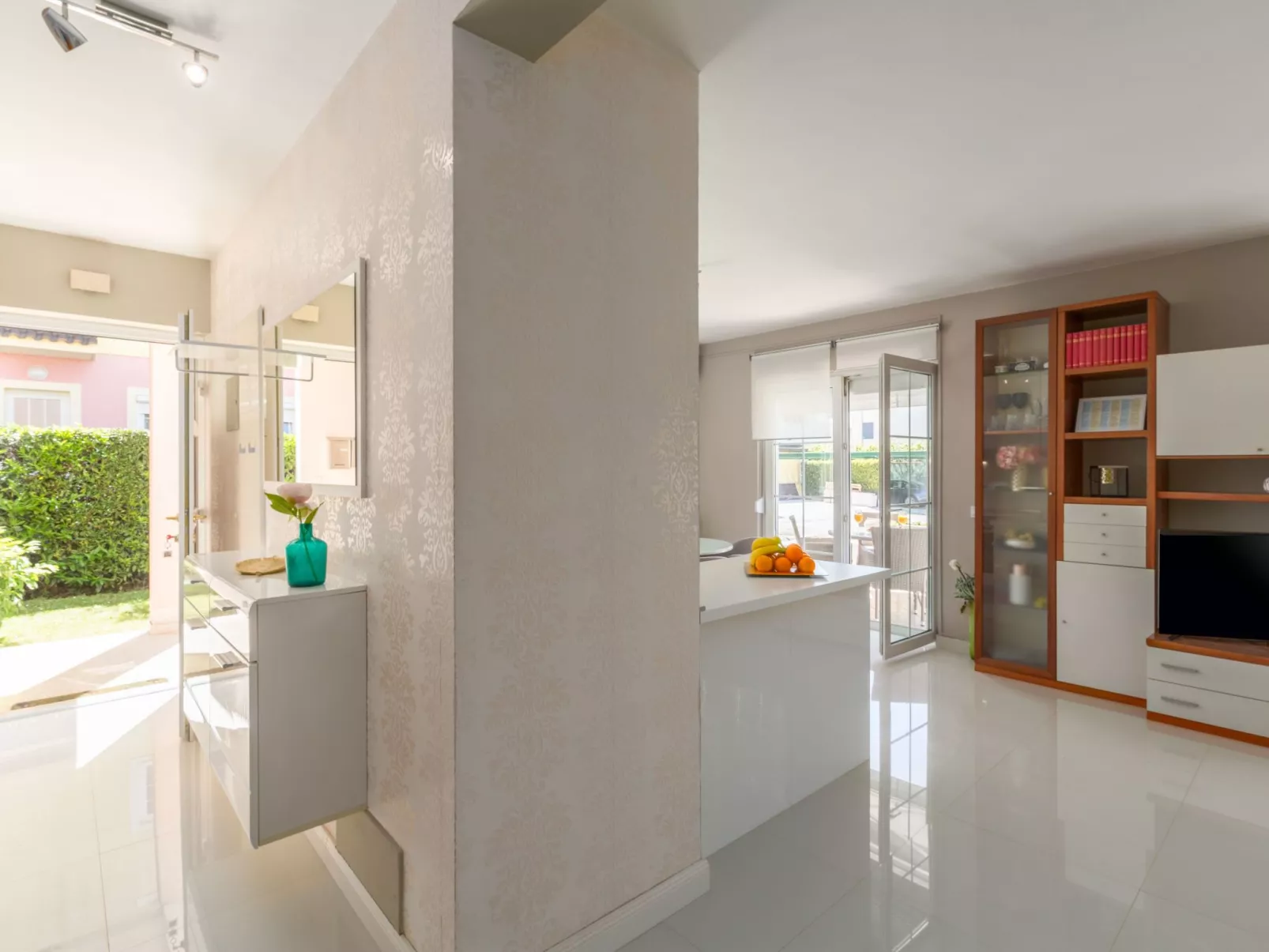 Sara Premium-Drinnen