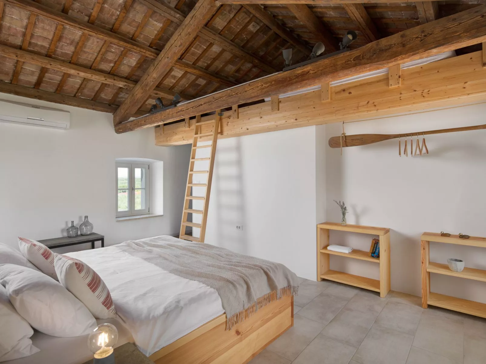 Villa Flavia Traditionelles Steinhaus mit Pool-Inside