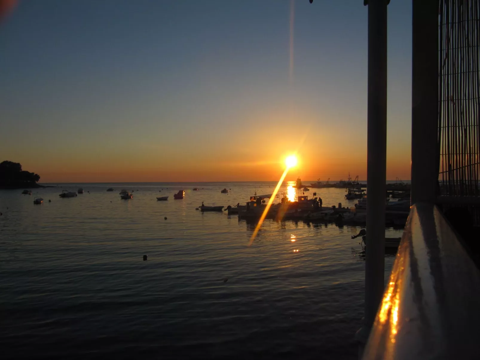 Villa del Golfo, Apartement mit Garten und Pool-Outside