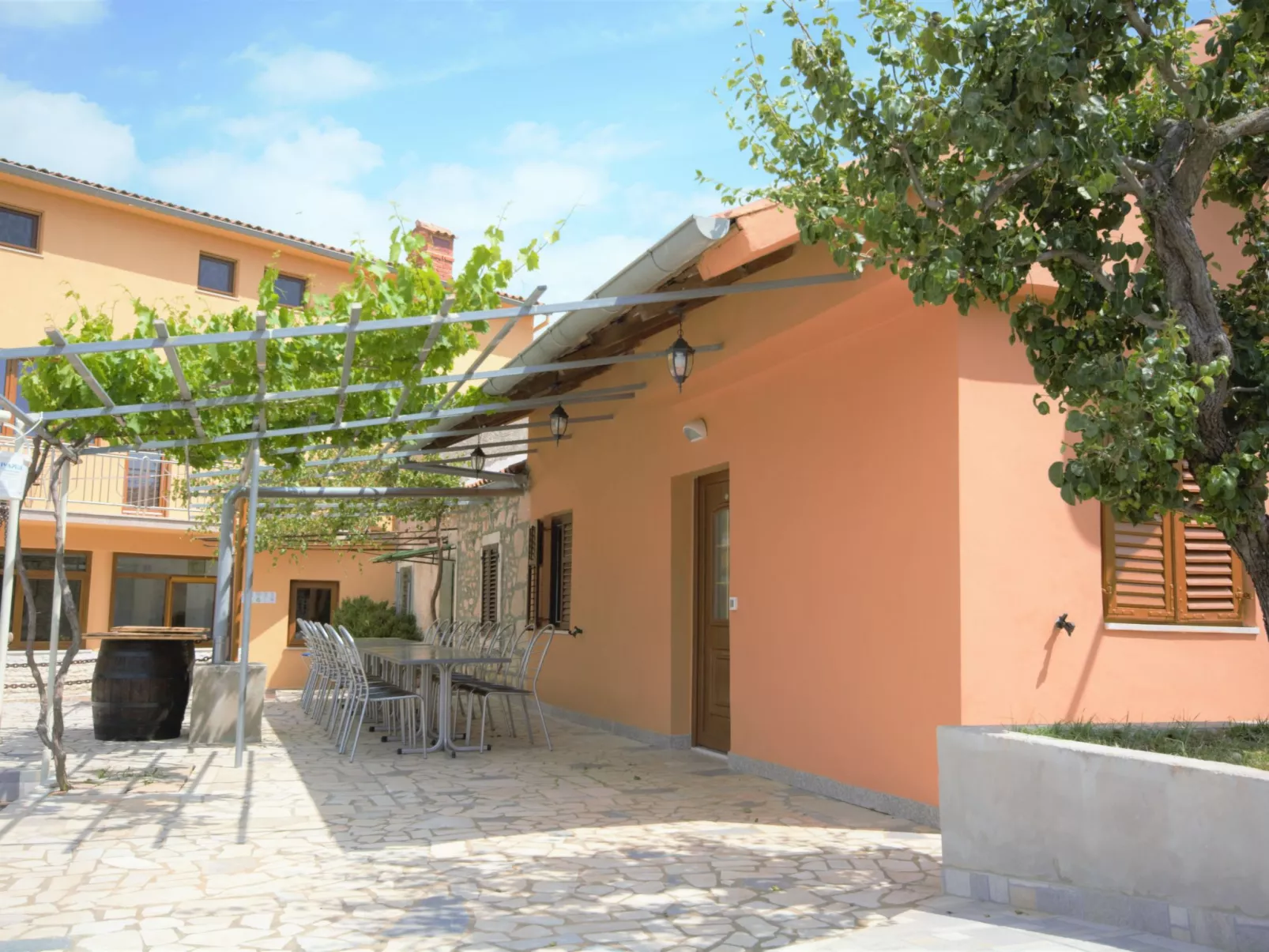 XXL-Ferienhaus "Cokuni" mit privatem Pool-Dehors