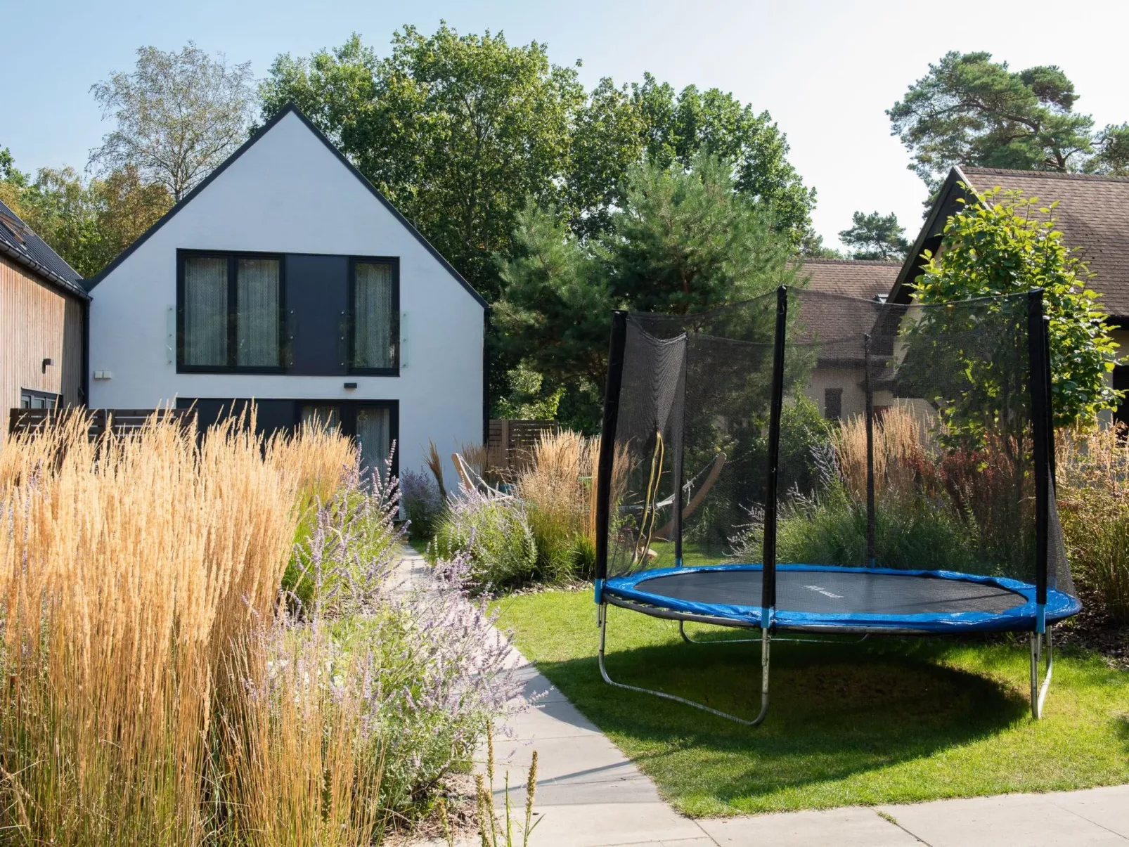 Mit privater Terrasse-Inside