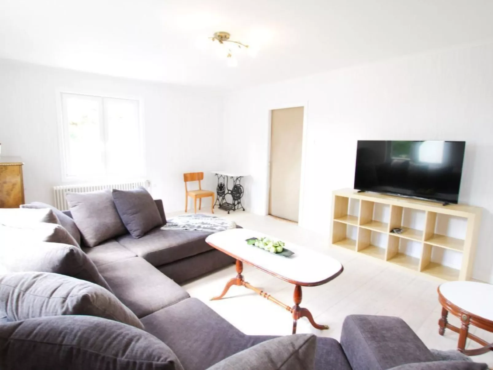 Mit Wasserblick-Drinnen