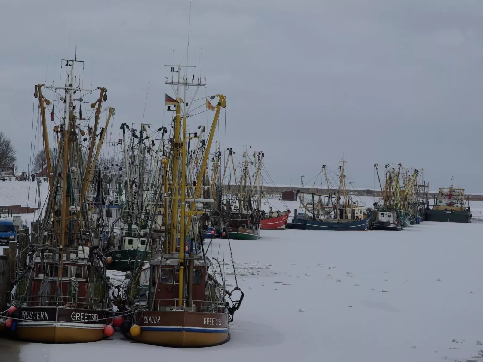 In Grimersum mit Schöner Terrasse-Dehors