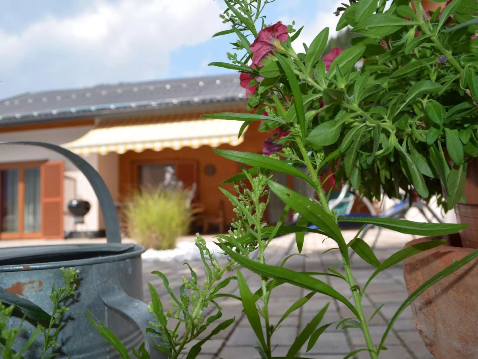 Mit beheiztem Pool in Flattach - Dehors