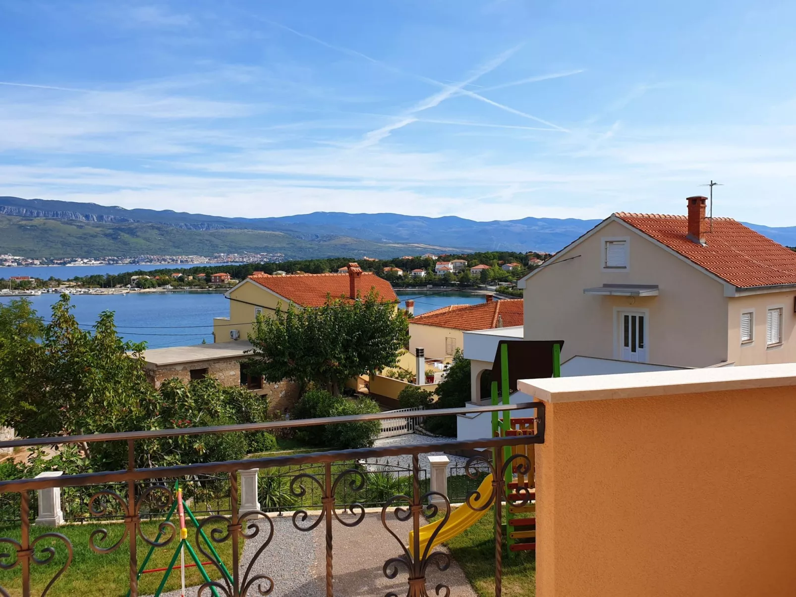 Apartment Rebeka-Dehors