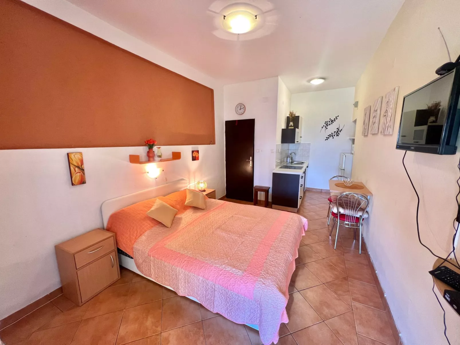 Apartment Zeleni Raj 1-Drinnen