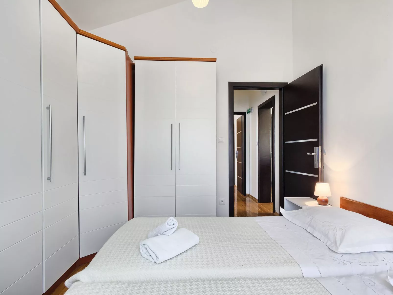 Sonnenuntergang "Wohnung K. Lukšić"-Dedans