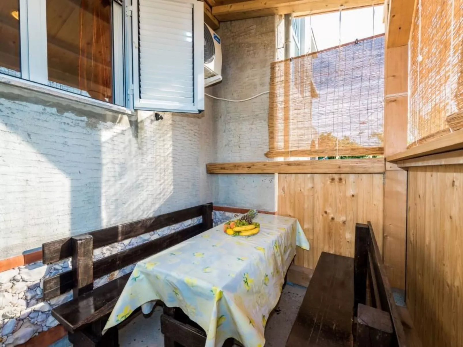 Delfin mit Meerblick - Agentur TA Leut-Draußen