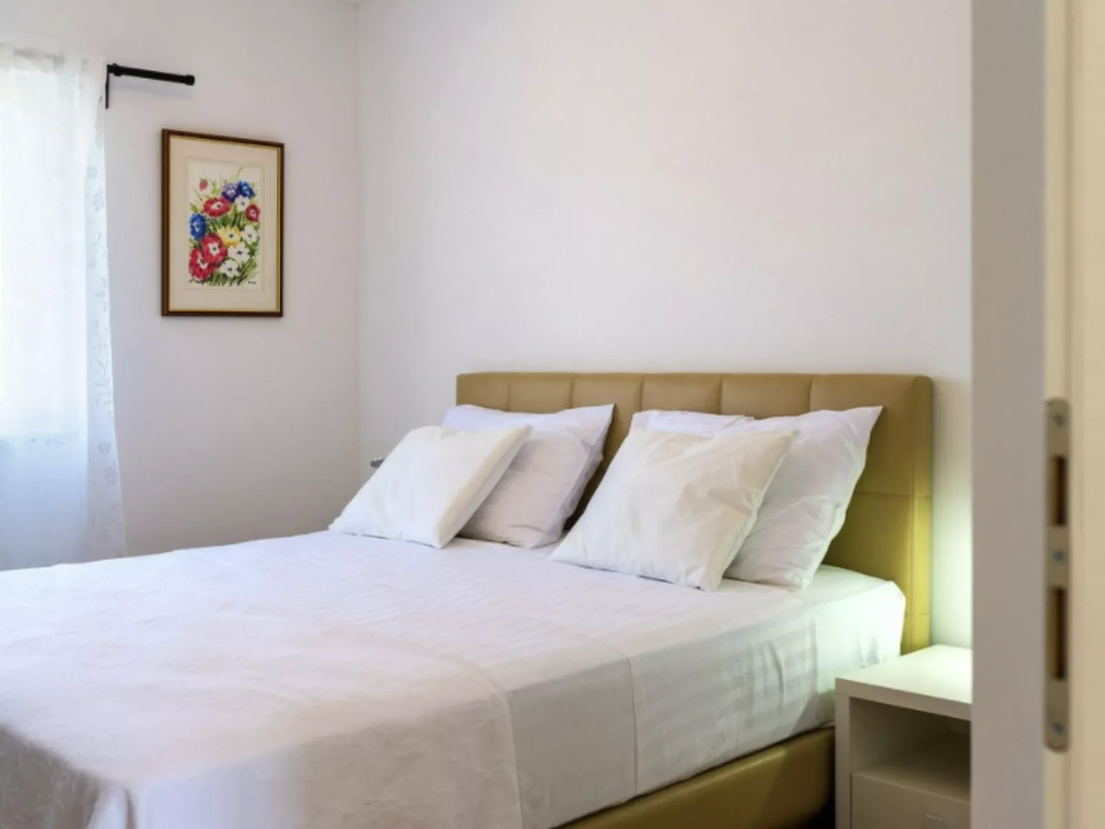 Villa Juhuhu in Dubrava kod Sibenik-Drinnen