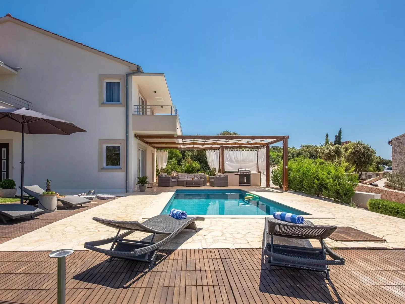 Villa Gellia-Draußen