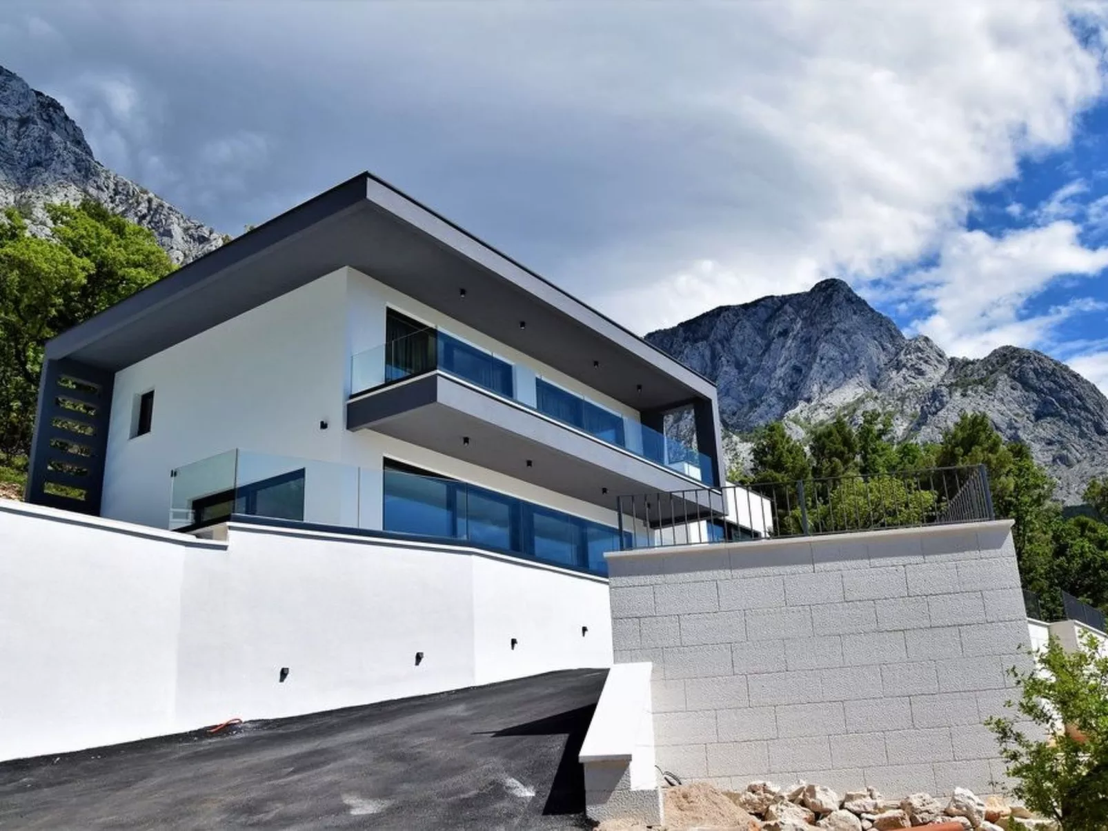 Ferienvilla "Villa Melody" mit privatem Pool-Outside