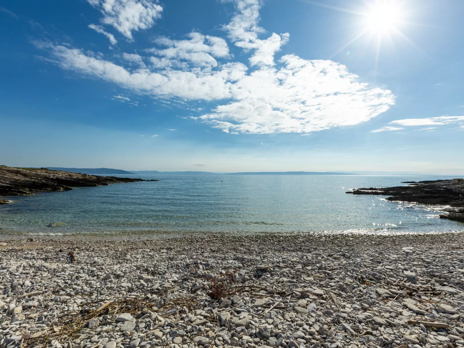 Ferienhaus, privater Pool, Dorf Šišan-Outside
