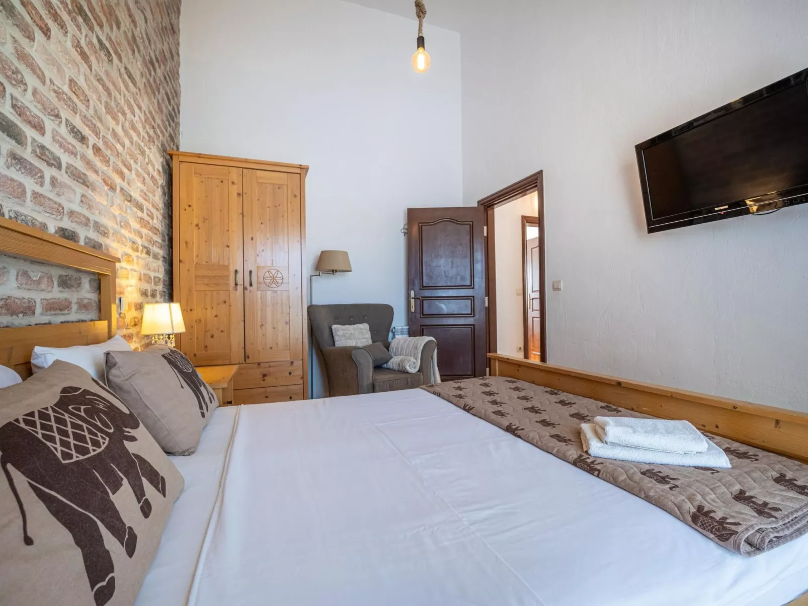 "Paradis 6" mit Whirlpool-Dedans