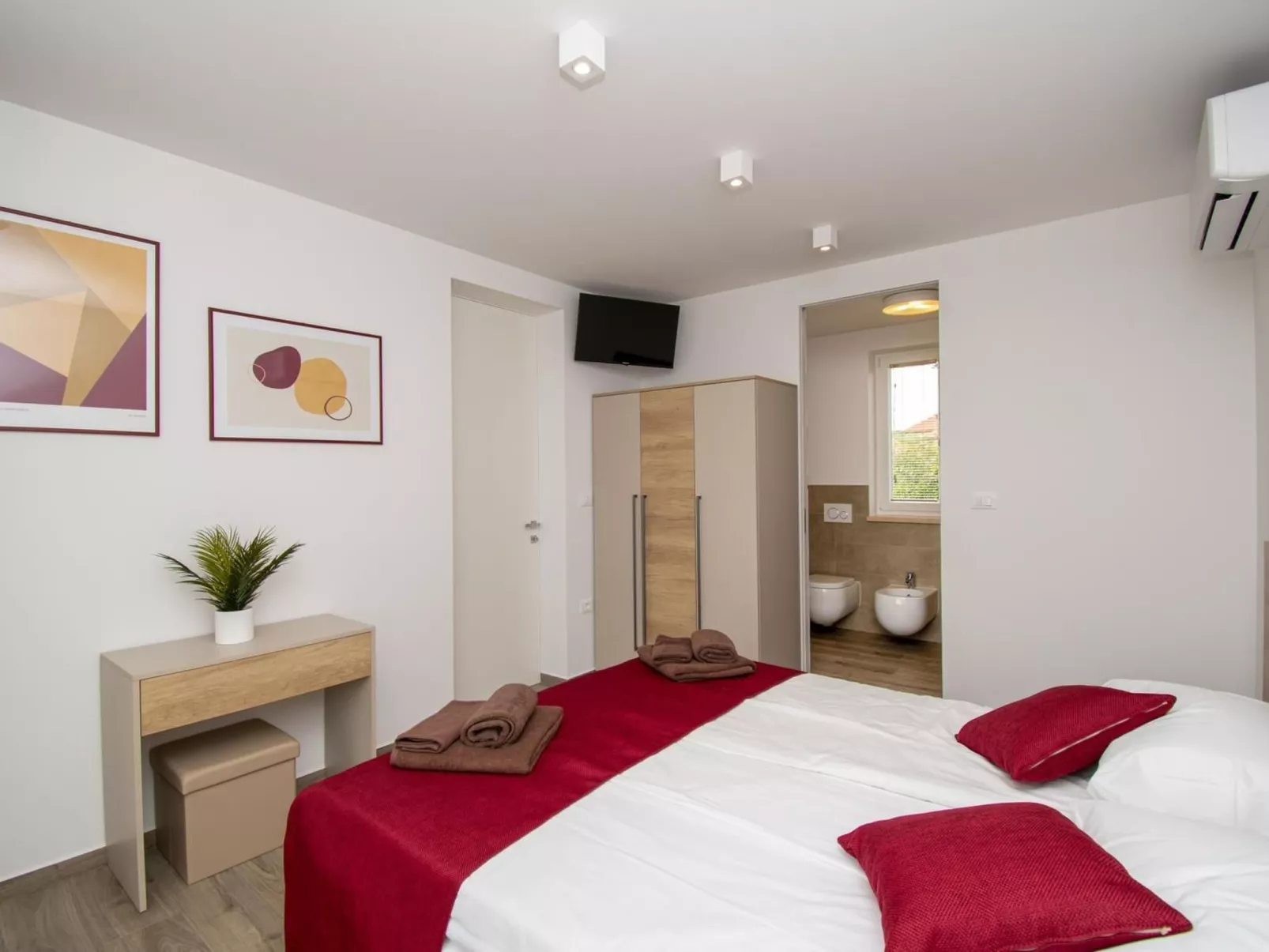 Schöne Villa im Dorf Ližnjan-Drinnen