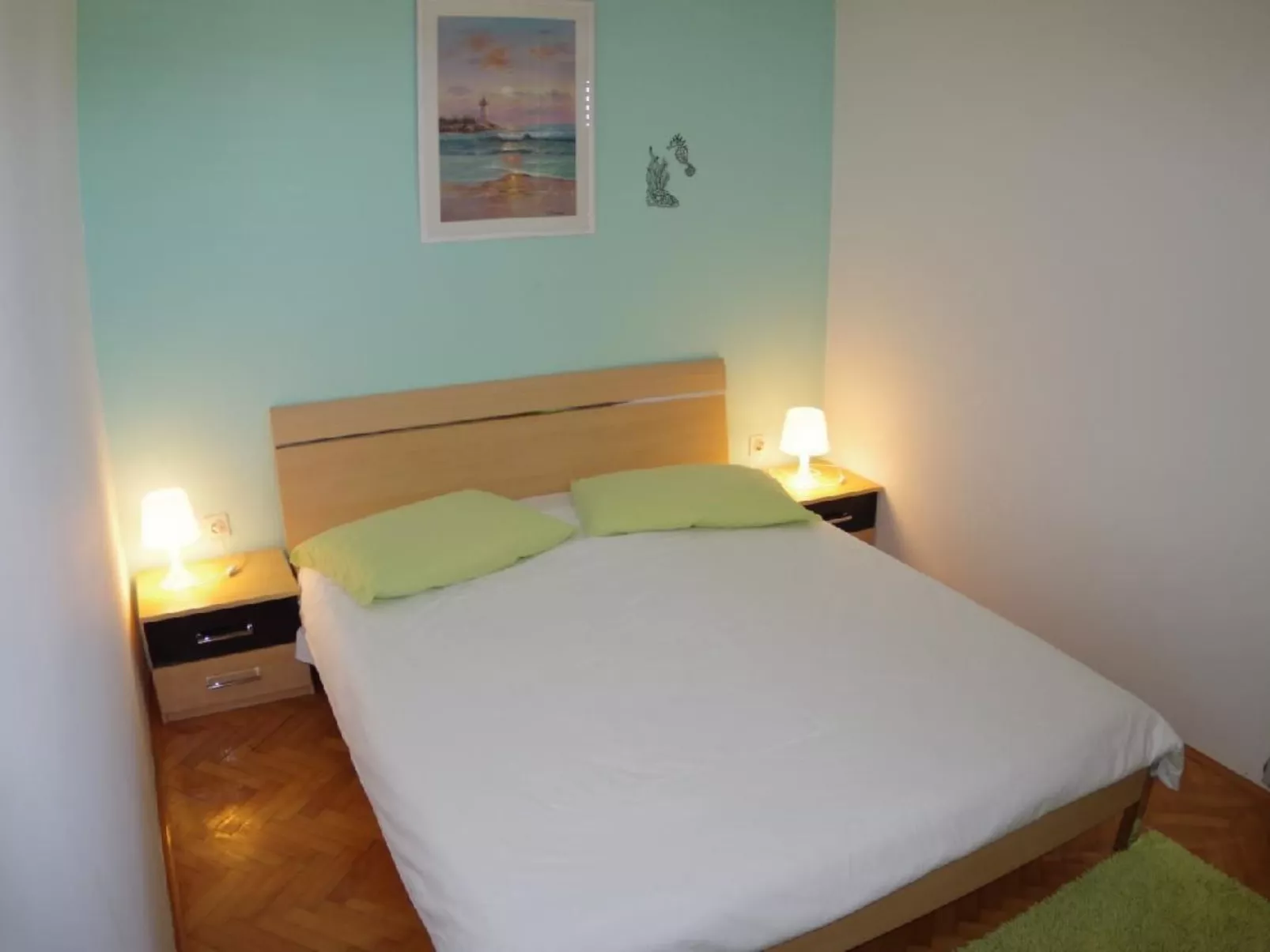 Mit privatem Pool und Garten-Dedans