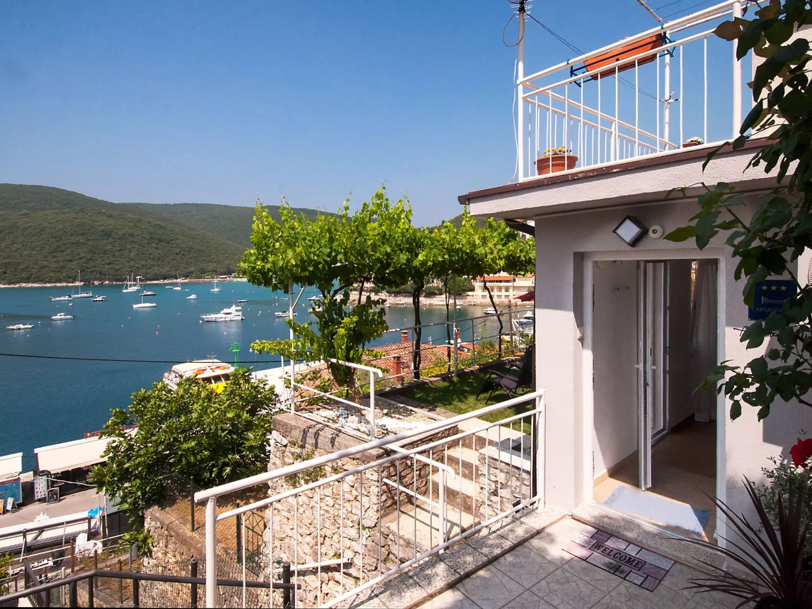 Wohnung "Portamar" direkt am Strand-Dehors