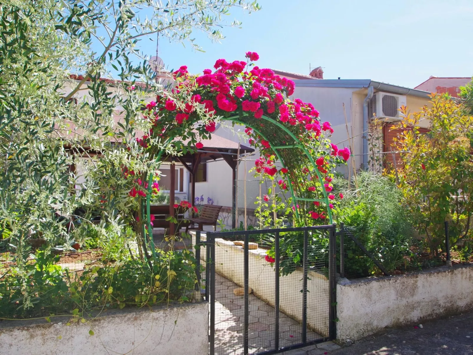 "Rose" mit Terrasse-Image-tags.info