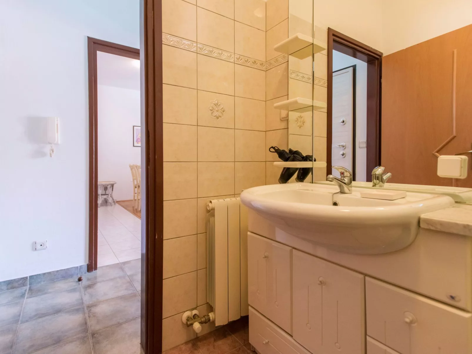 Für 4 Personen  + 1 Kind ca. 45 m&sup2; in Pula, Istrien (Pula und Umgebung)-Image-tags.info