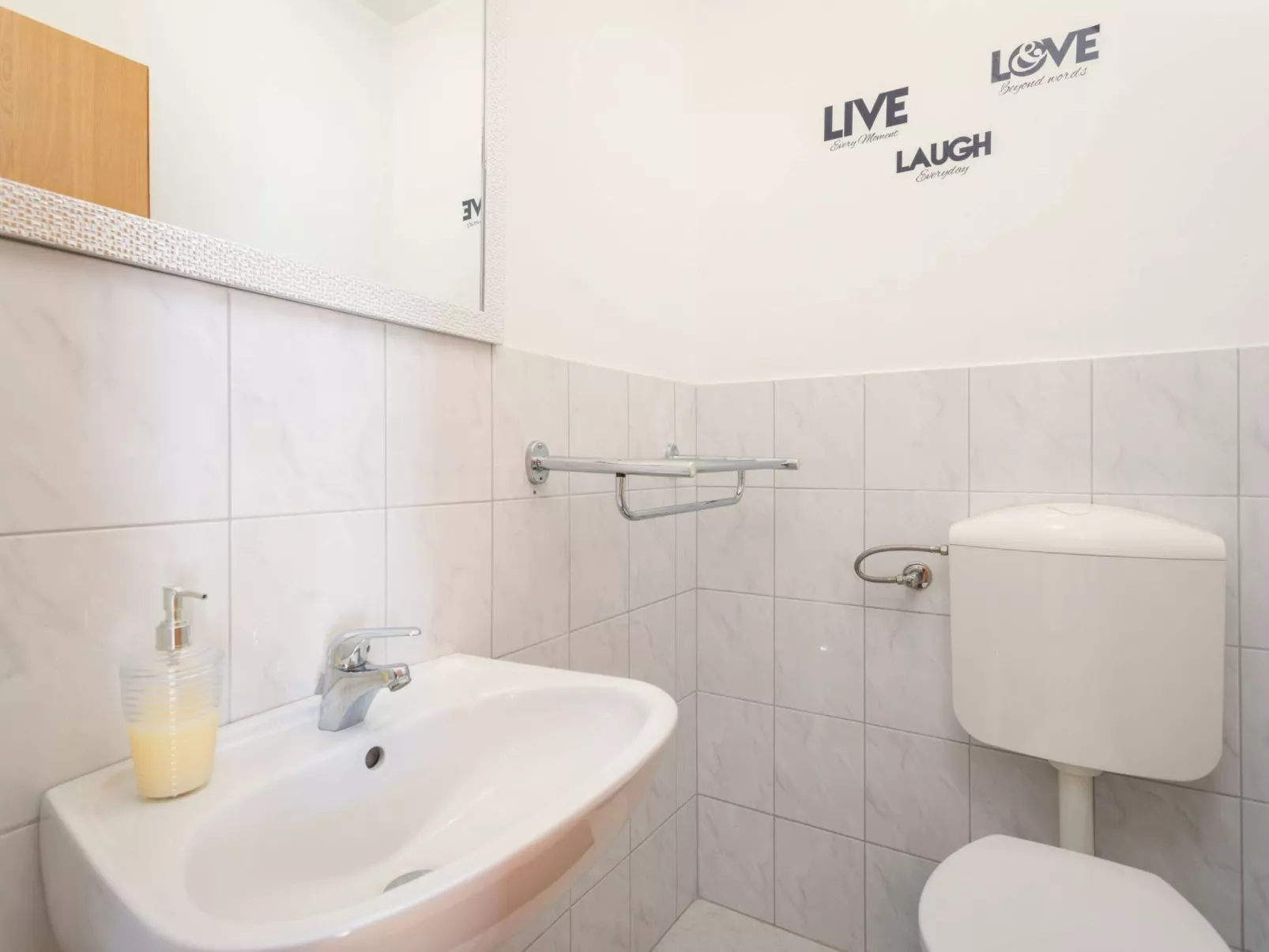 Ferienvilla "Ena"-Drinnen