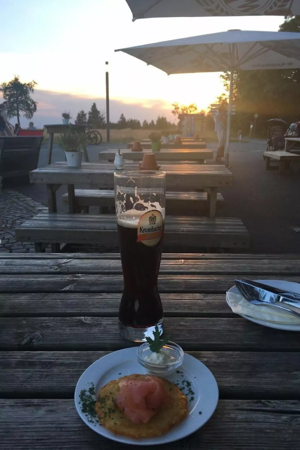 Berg- und Seeblick am Hillebachsee-Drinnen