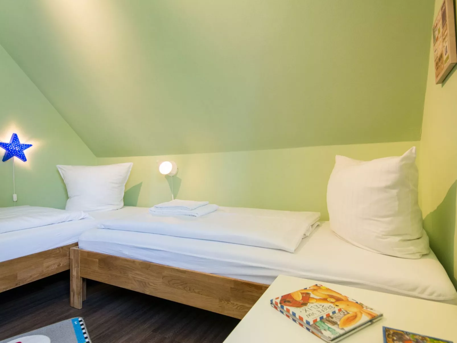 Frida-Image-tags.info