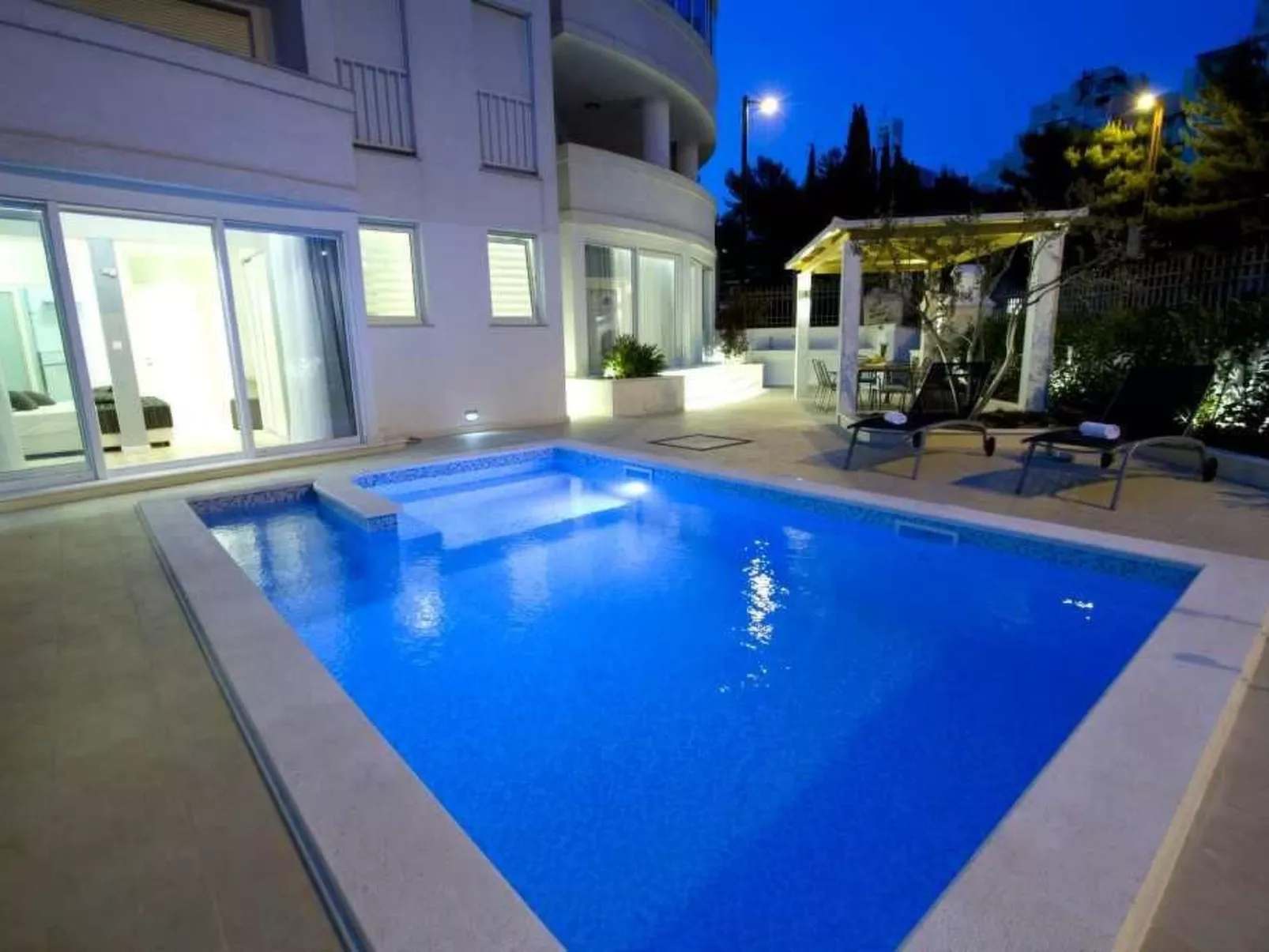 Luxuriöse Wohnung in Split-Outside