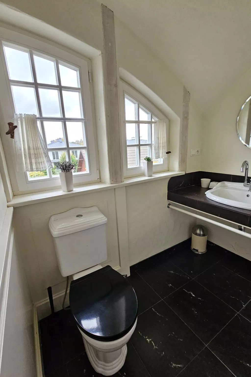 "Sunshine Apartment"-Drinnen