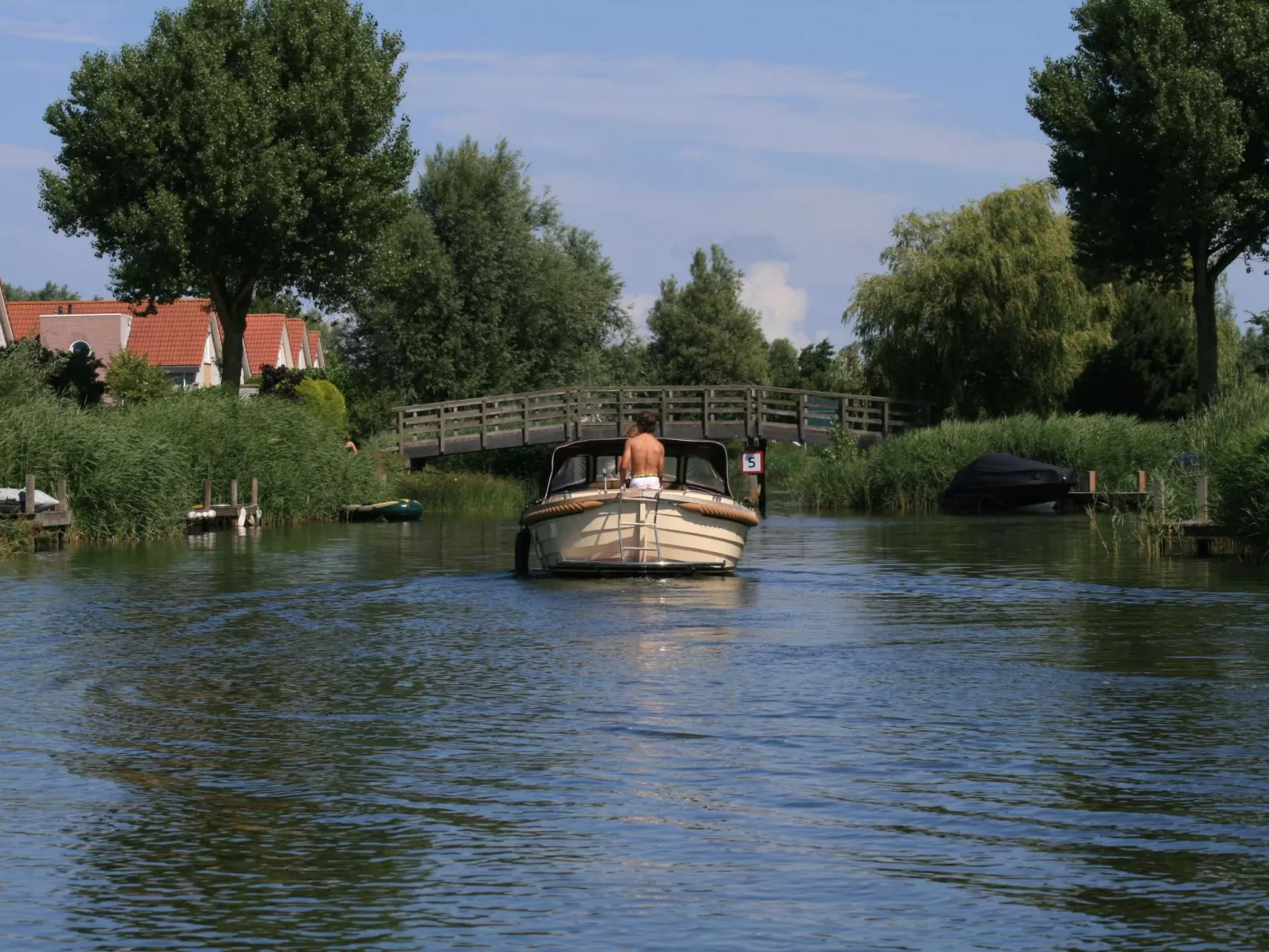 Mit Außen-Sauna und Außen-Whirlpool-Dehors