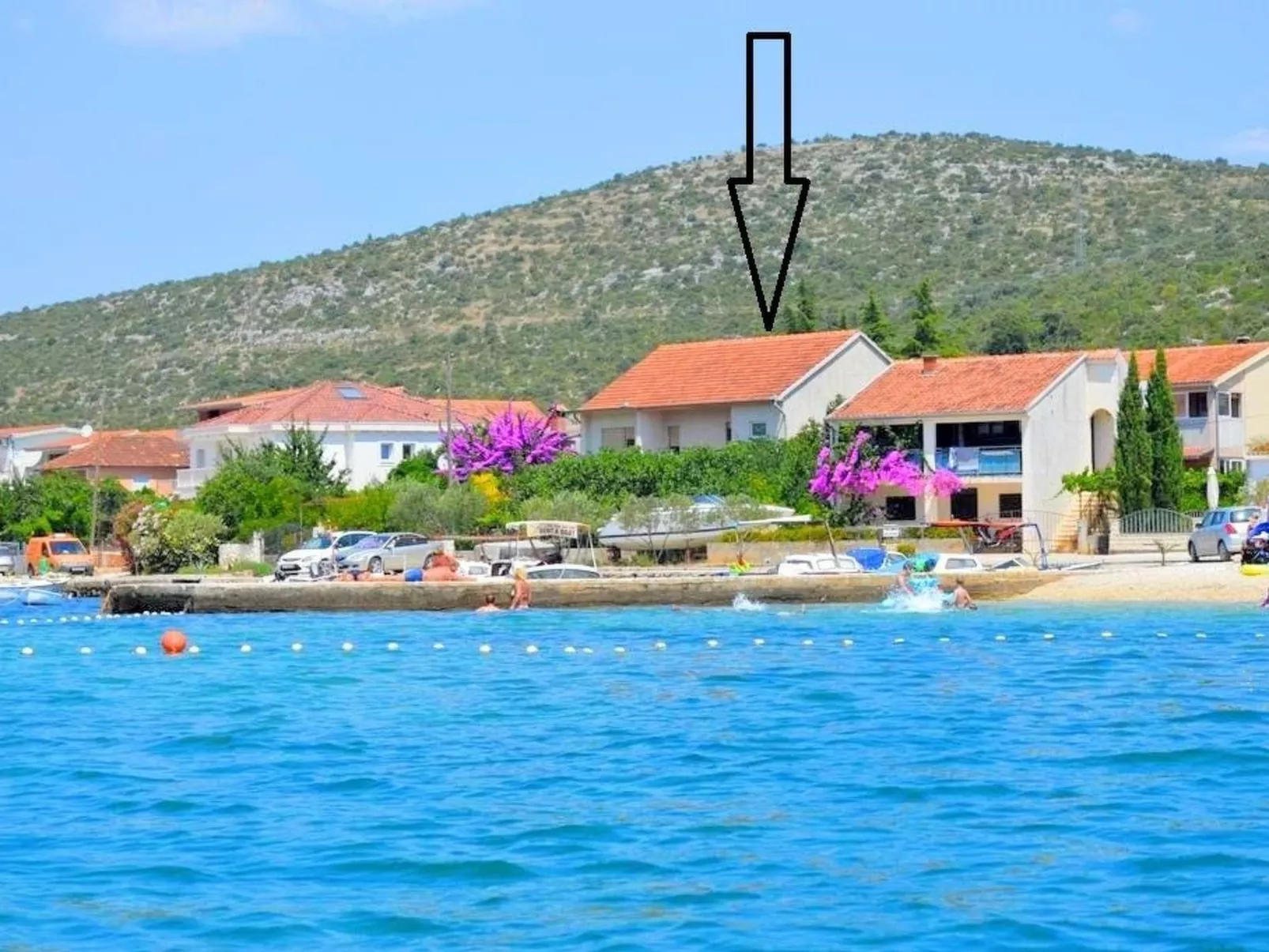 Schöne Wohnung in Poljica mit privatem Parkplatz-Outside