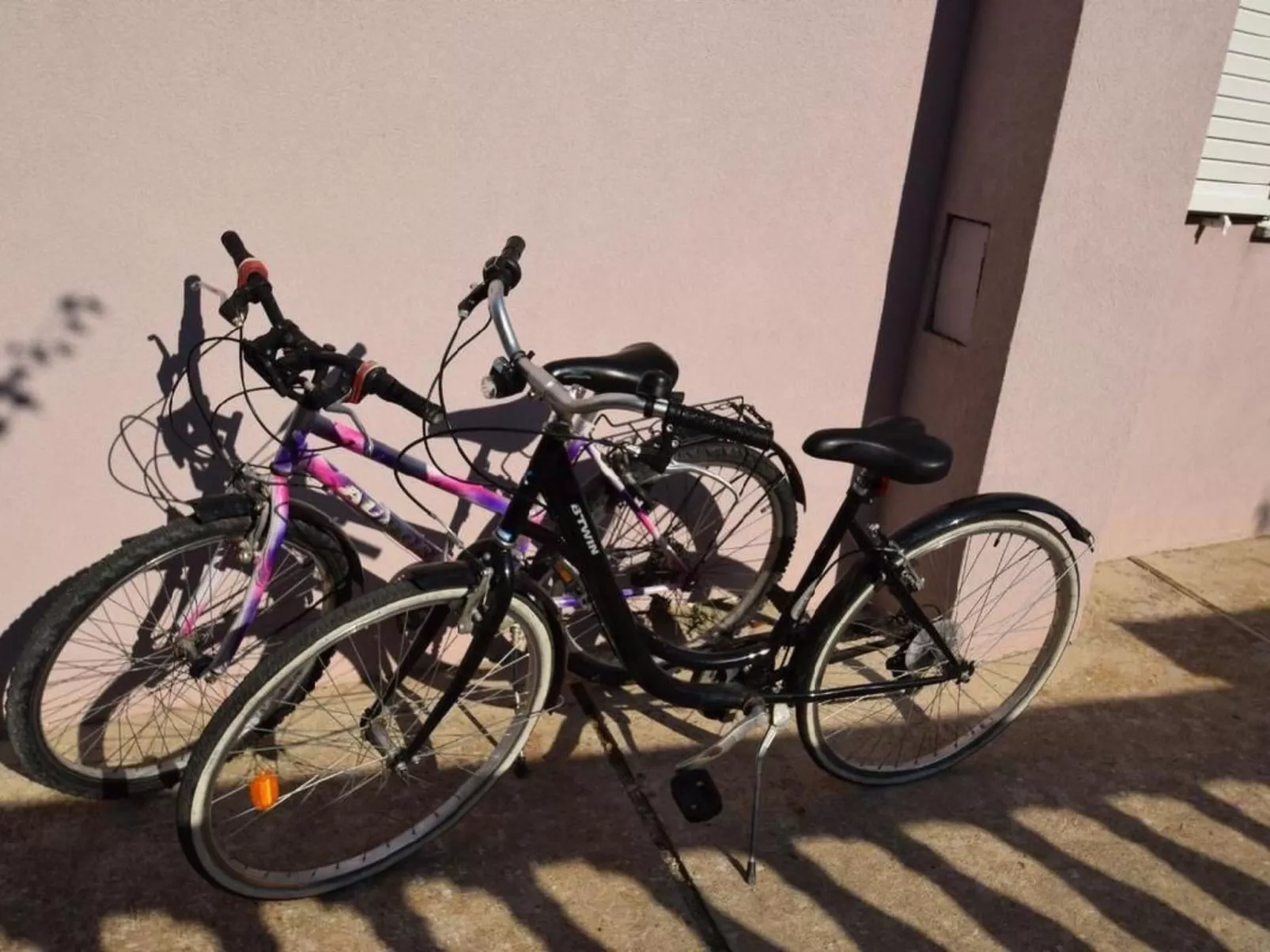 Wohnung in Turanj mit Grill-Draußen