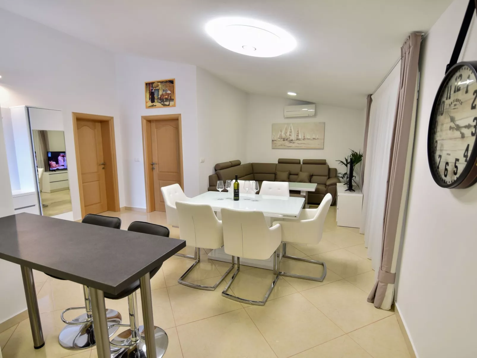 Villa Sana-Image-tags.info