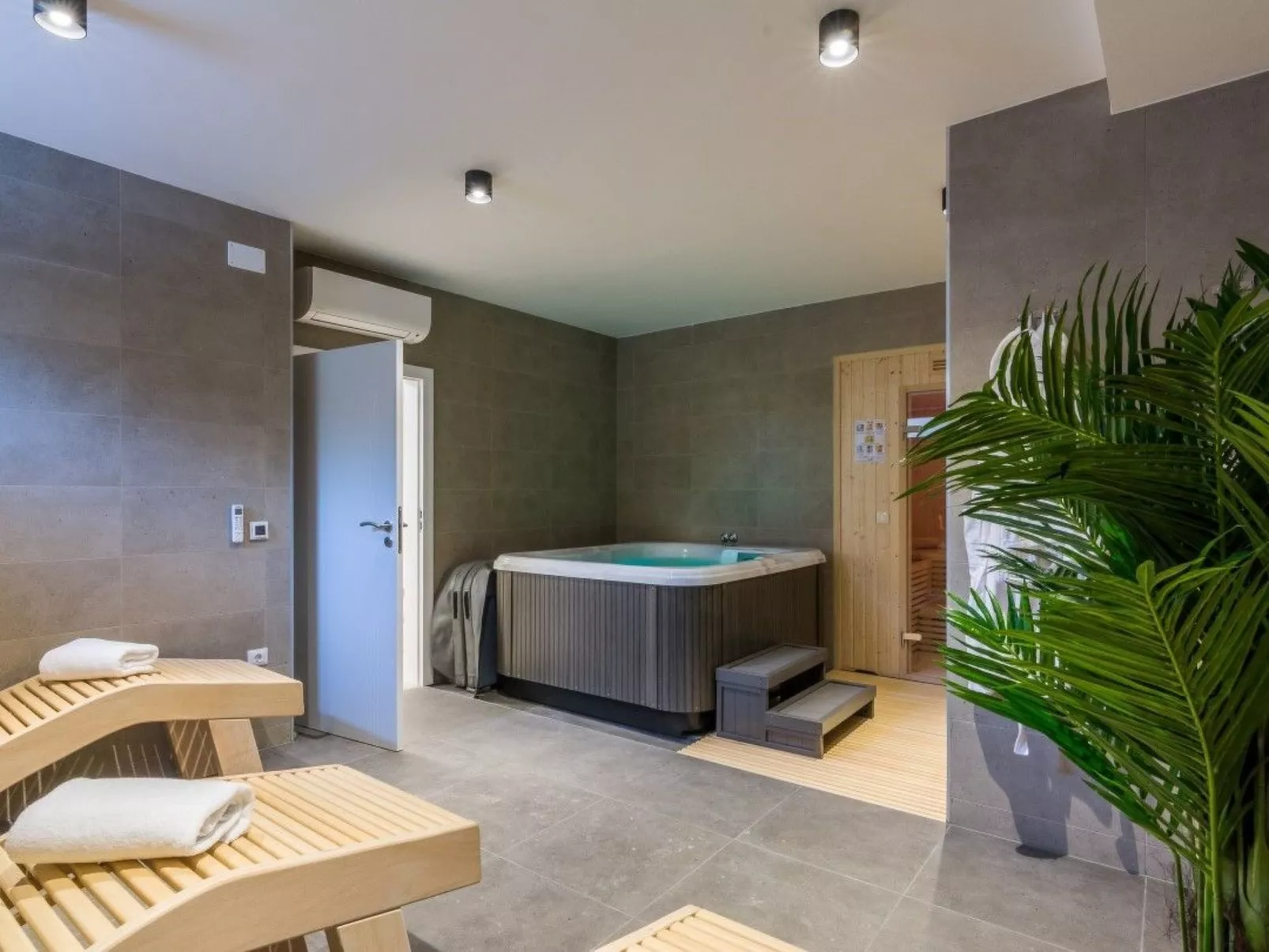 Villa Blue Diamond für 10 Personen in Biograd-Inside