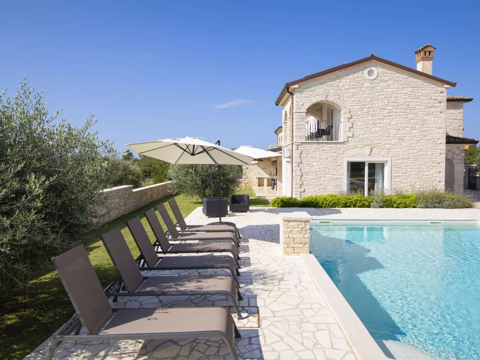 Villa Piccolo Paradiso mit beheiztem Pool-Dehors