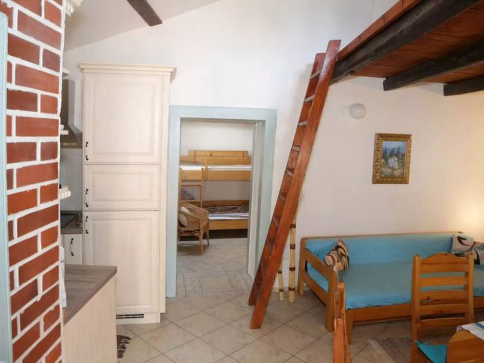 Typisch istrisches Steinhaus mit Grill und Garten-Inside