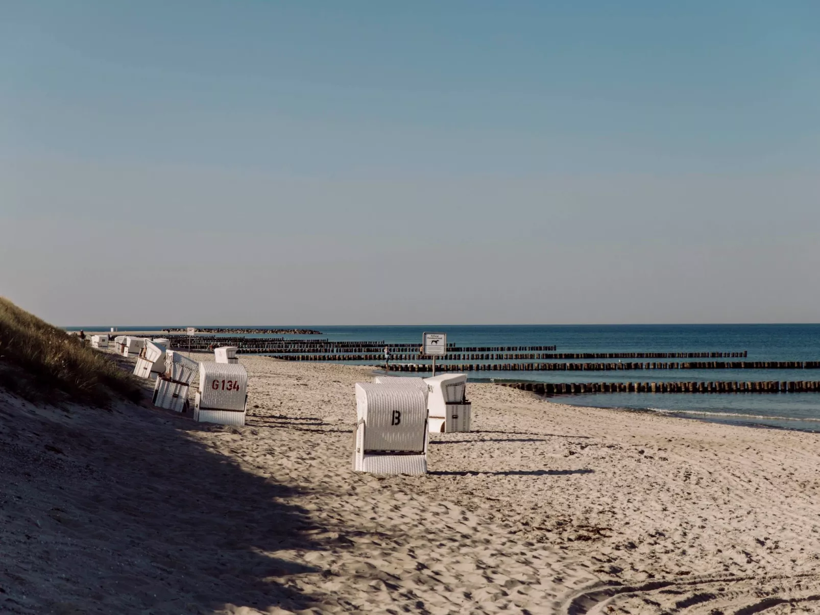 Admiral's Corner Luv-Inside