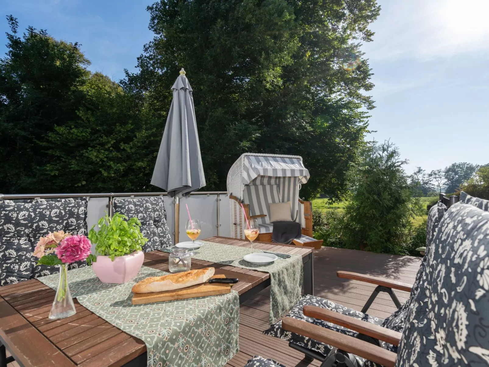 Herrenzimmer-Draußen