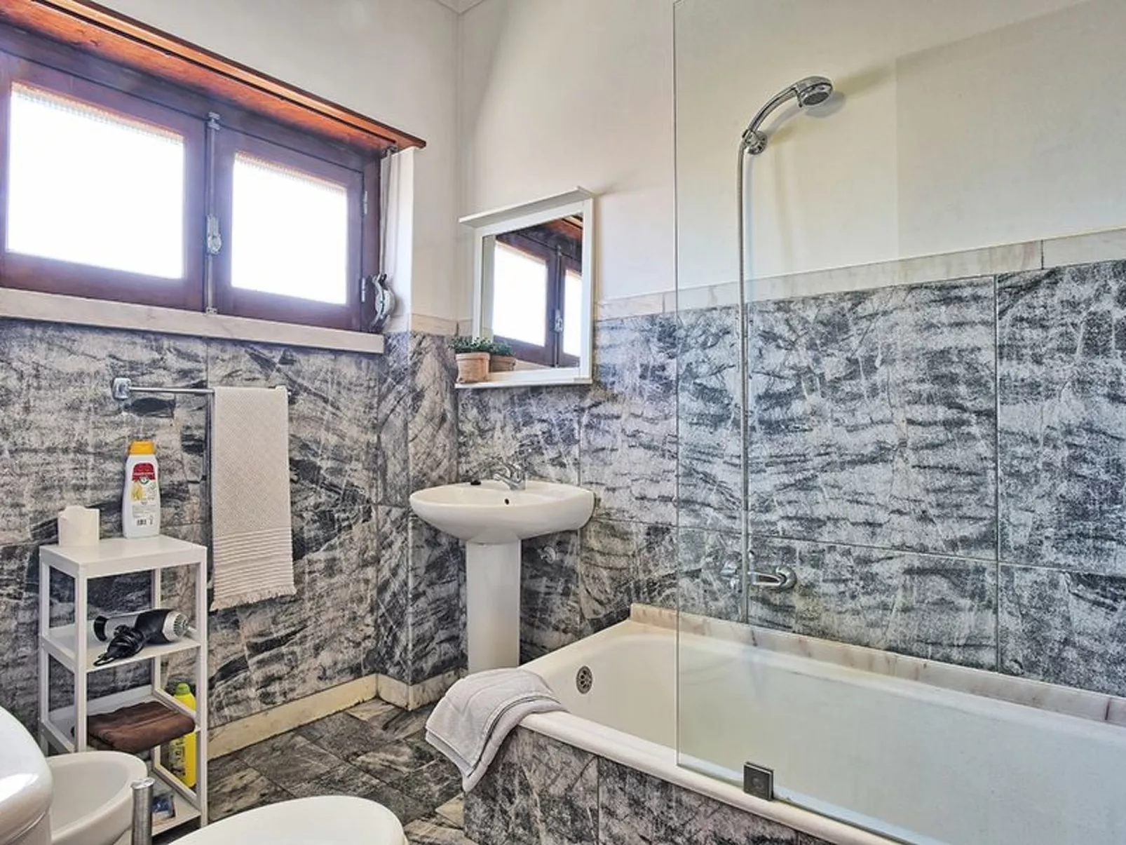 Studio für 19 Personen und 1 Kind in Lissabon, Região de Lisboa (Costa de Lisbo-Drinnen